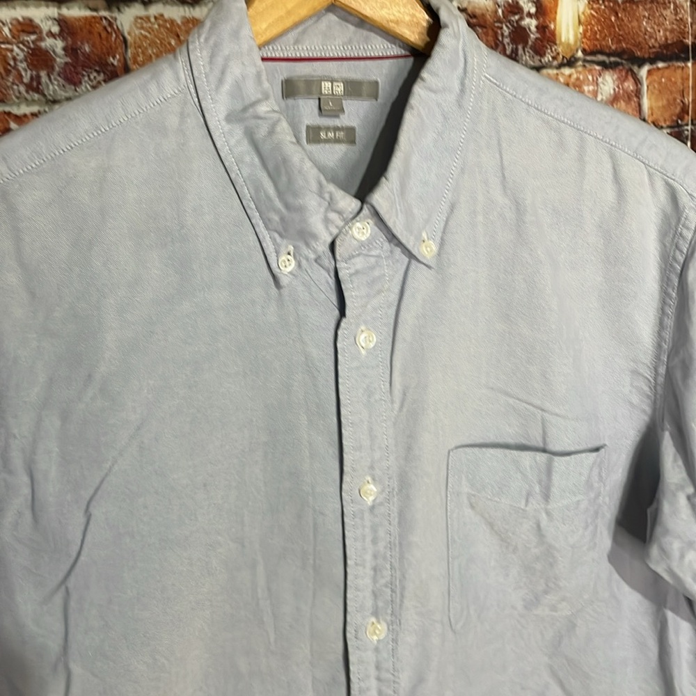 Uniqlo Men's Light Blue Button-Down Shirt pocket large slim fit - Picture 2 of 4